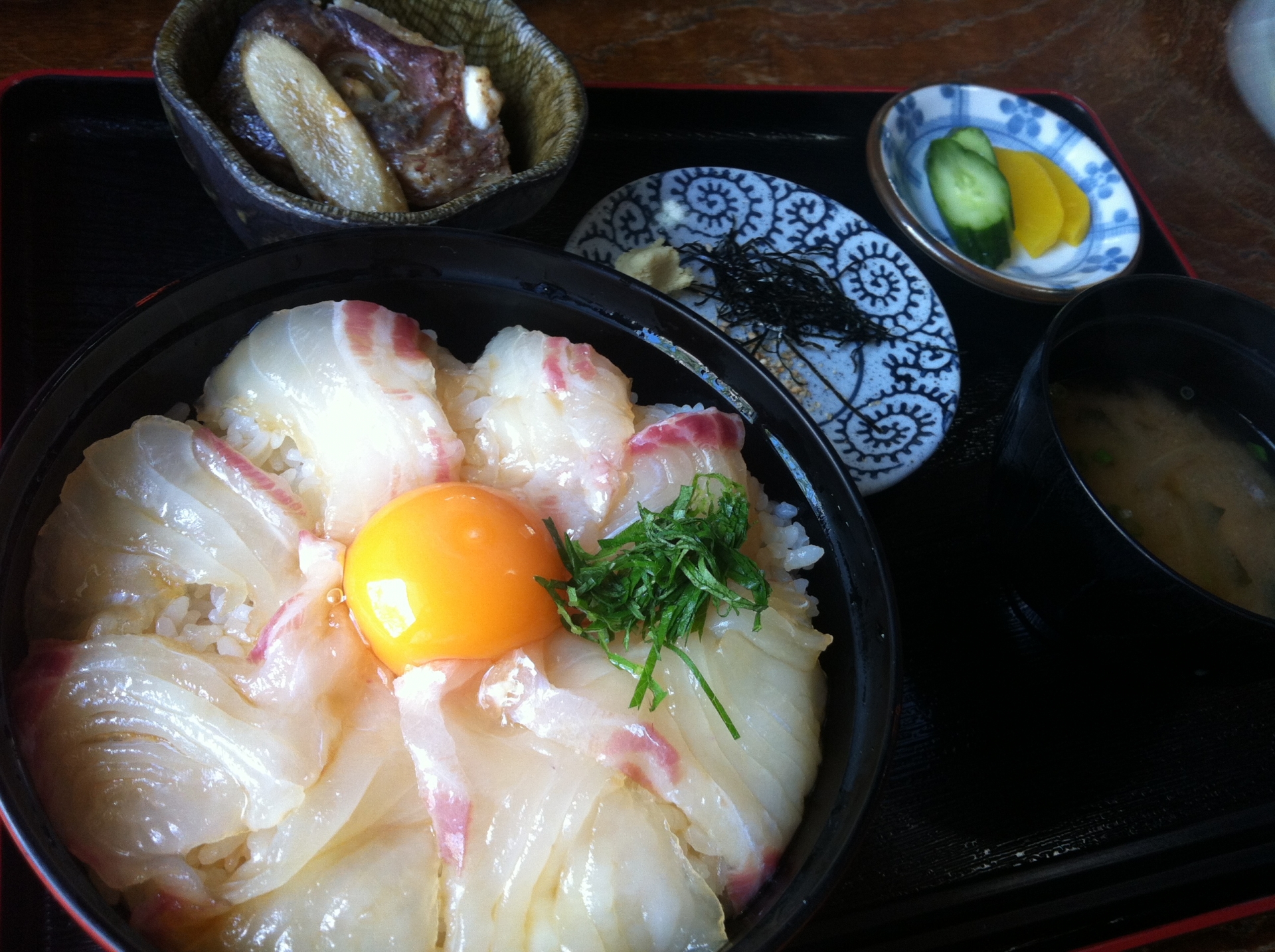 【愛媛の晩餐】鯛めし2種類を食べ比べ！スイーツは坊っちゃん団子で Vamos! シニア